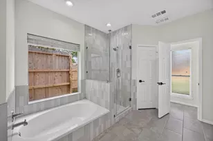 1013 Londonderry Ave, Friendswood, TX 77546 - Photo 16
