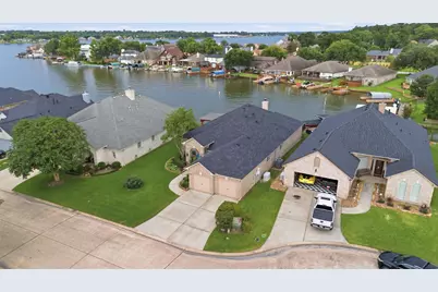 13681 Lakeside Place Drive, Willis, TX 77318 - Photo 32