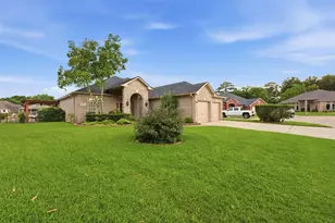 13681 Lakeside Pl Dr, Willis, TX 77318 - Photo 32