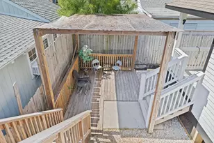 2107 54th St, Galveston, TX 77551 - Photo 30