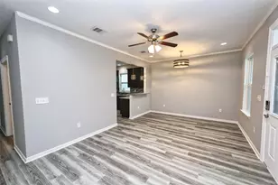 2107 54th St, Galveston, TX 77551 - Photo 10