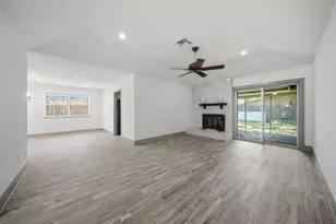 10431 Long River Dr, Sugar Land, TX 77498 - Photo 12