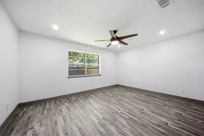 10431 Long River Drive, Sugar Land, TX 77498 - Photo 24