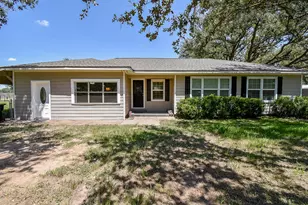 14235 Buffalo St, Needville, TX 77461 - Photo 2
