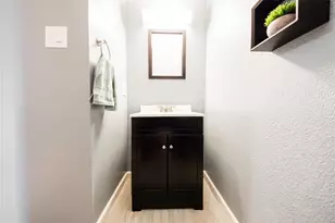 2626 Holly Hall St, Houston, TX 77054 - Photo 30