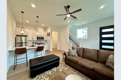 203 Danna Lane #D, Houston, TX 77009 - Photo 1