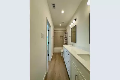 203 Danna Lane #D, Houston, TX 77009 - Photo 14