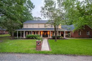 415 Neches Ct, Lumberton, TX 77657 - Photo 1