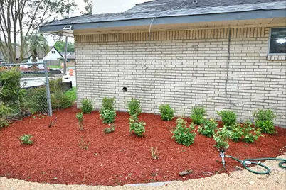 202 Coronation Drive, Houston, TX 77034 - Photo 4