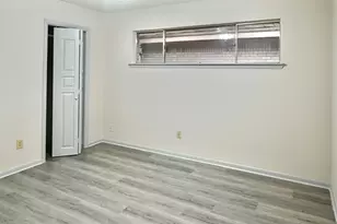 202 Coronation Dr, Houston, TX 77034 - Photo 18