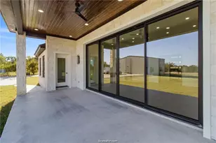 4558 Hicks Ln, Bryan, TX 77845 - Photo 36