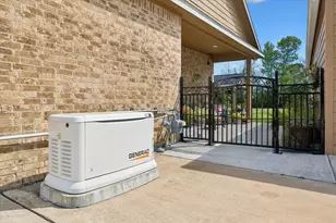 119 Spanish Trace St, Crosby, TX 77532 - Photo 4