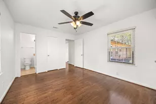 1726 Wycliffe Dr, Houston, TX 77043 - Photo 16