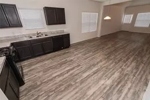 68 Santa Barbara Dr, Manvel, TX 77578 - Photo 2