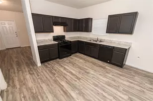 68 Santa Barbara Dr, Manvel, TX 77578 - Photo 4