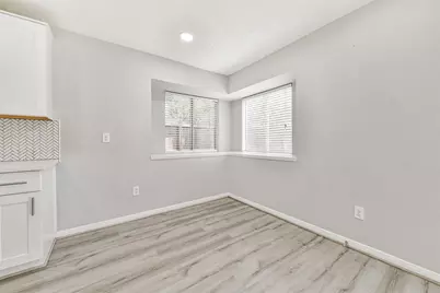 311 Stonehenge Lane, Friendswood, TX 77546 - Photo 12