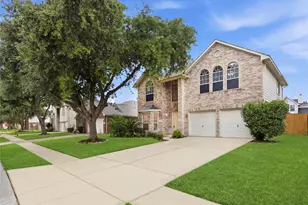 3924 Highland Vale Ct, Fresno, TX 77545 - Photo 2