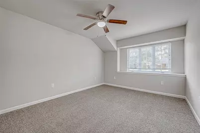 5622 Valkeith Drive, Houston, TX 77096 - Photo 24