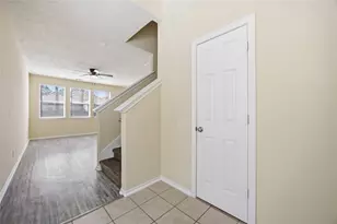 59 E Stedhill Loop, The Woodlands, TX 77384 - Photo 12