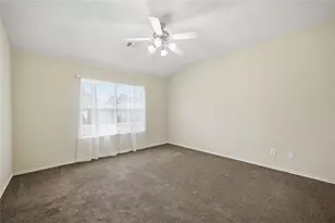 59 E Stedhill Loop, The Woodlands, TX 77384 - Photo 16