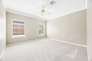 907 Enclave Lake Dr, Houston, TX 77077 - Photo 32