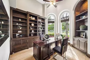 907 Enclave Lake Dr, Houston, TX 77077 - Photo 8