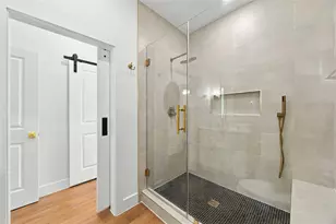 2611 Holman St, Houston, TX 77004 - Photo 16