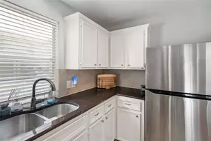 1723 Redwing Haven Dr, Houston, TX 77009 - Photo 12