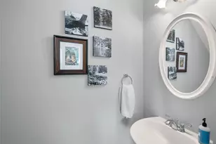 1723 Redwing Haven Dr, Houston, TX 77009 - Photo 12