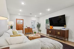 2012 Sheldon St, Houston, TX 77008 - Photo 4