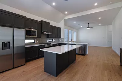 564 Tawny Rim Drive, Willis, TX 77318 - Photo 6