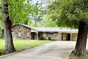 923 N Nellius St, Woodville, TX 75979 - Photo 1