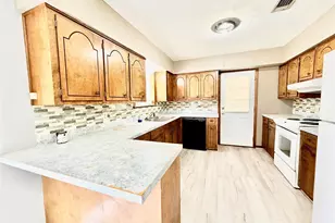 923 N Nellius St, Woodville, TX 75979 - Photo 12