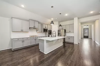 15538 Blue Lake Drive, Mont Belvieu, TX 77523 - Photo 10