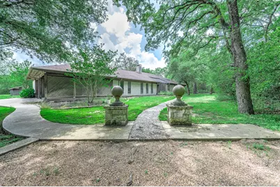 4992 Whispering Oaks Drive, College Station, TX 77845 - Photo 4