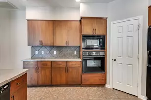 1228 Cobblecreek Ct, Conroe, TX 77384 - Photo 16