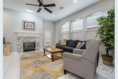 1211 Campton Court, Houston, TX 77055 - Photo 18