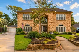 2214 Cherrytree Ridge Ln, Houston, TX 77062 - Photo 2