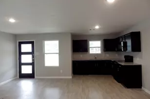 17059 Marie Vlg Dr, Conroe, TX 77306 - Photo 10