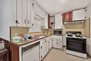 10410 Moorberry Ln, Houston, TX 77043 - Photo 14