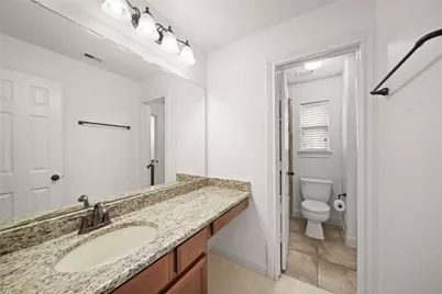 9210 Cold Hollow Lane, Missouri City, TX 77459 - Photo 36