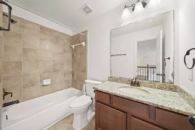 9210 Cold Hollow Lane, Missouri City, TX 77459 - Photo 32