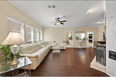 6729 Tournament Drive, Houston, TX 77069 - Photo 2