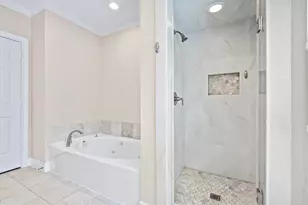 118 Oak Pl Dr, Houston, TX 77006 - Photo 14