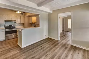 611 Sarah St, Edna, TX 77957 - Photo 12