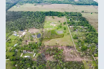 18206 Pickering Rd, Conroe, TX 77302 - Photo 20