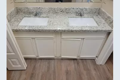 9915 Towne Brook Lane, Sugar Land, TX 77498 - Photo 18