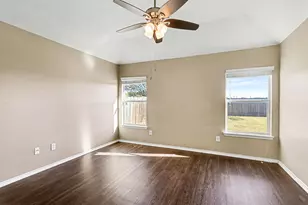 1081 Lasso Ct, Alvin, TX 77511 - Photo 14