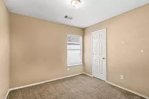 1081 Lasso Ct, Alvin, TX 77511 - Photo 18