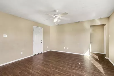 1081 Lasso Court, Alvin, TX 77511 - Photo 4